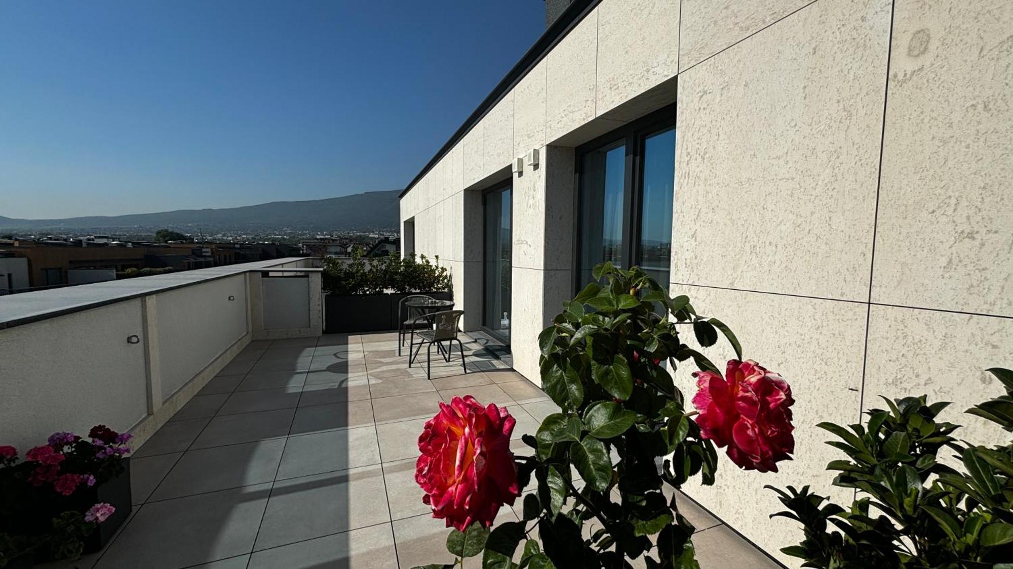 Blue Star Luxury Hotel Sofia Exterior foto